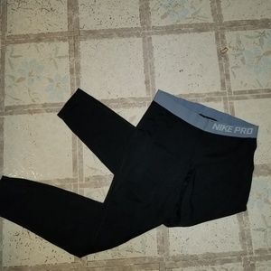 Nike Pro leggings
